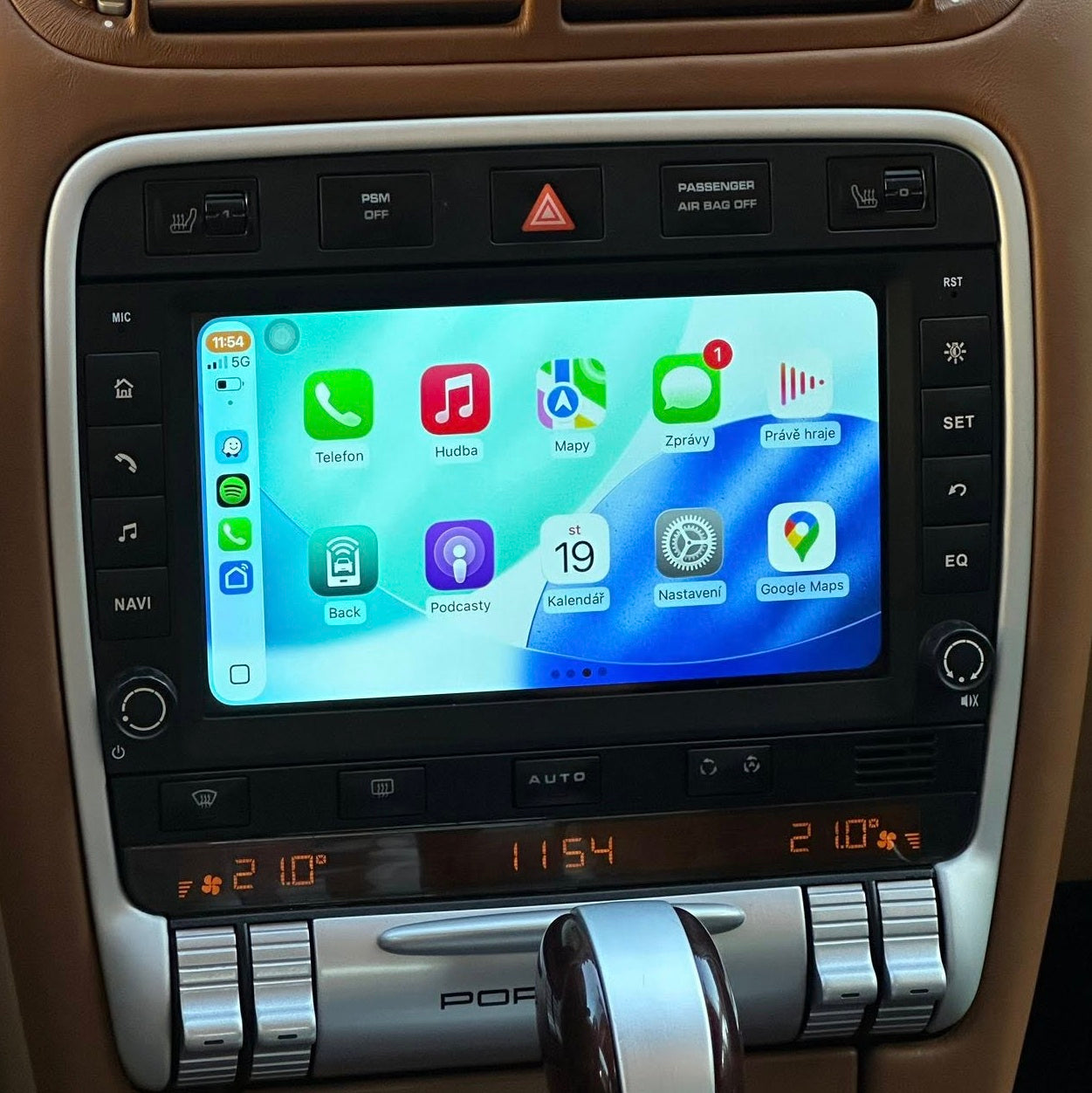 Moderní rádio s Android auto a Carplay pro Porsche Cayenne 955/957 (2002–2010)